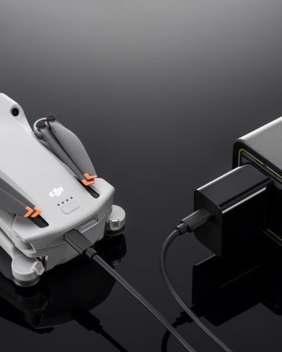 DJI 30W USB-C Ladegerät