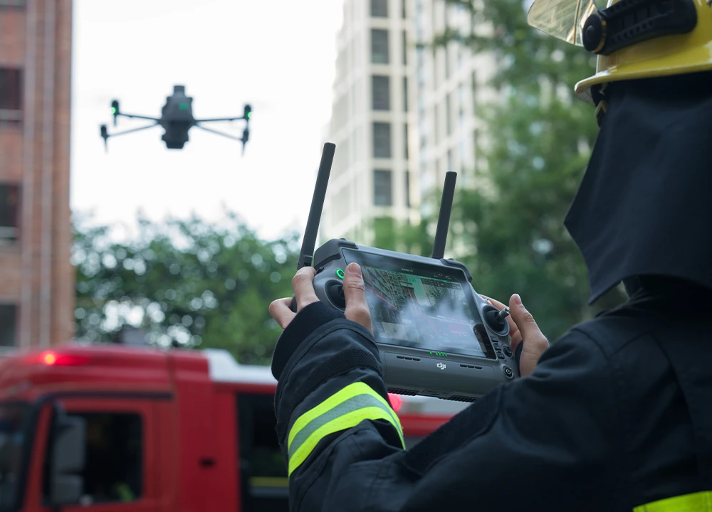 DJI Matrice 4 Thermal im Einsatz bei der Feuerwehr und Rettung