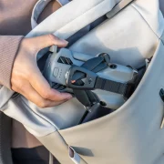 DJI Mini 5 Pro handlich und leicht zu transportieren
